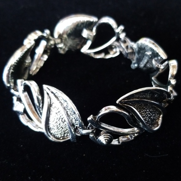 Vintage Signed SARAH COVENTRY Leaf Design Bracelet - Picture 5 of 10